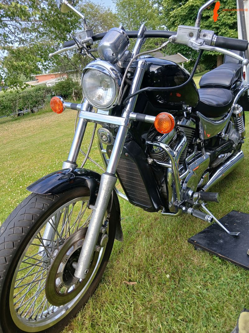 suzuki-vs-750-intruder-glf-1986-klassisk-cruiser-korklar-med-lite-karlek