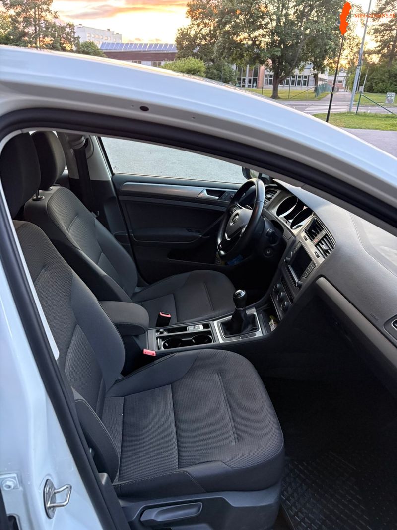 volkswagen-golf-vii-12-tsi-fwd