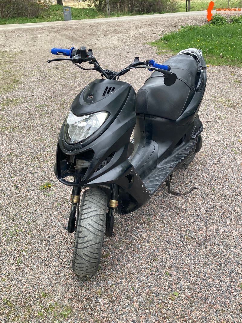 suzuki-katana-ay50
