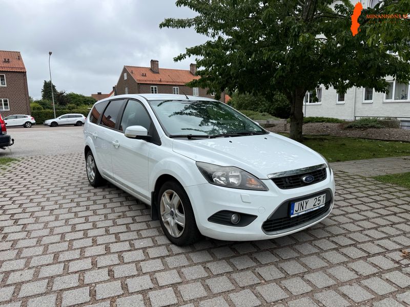 ford-ford-focus-18-ffv