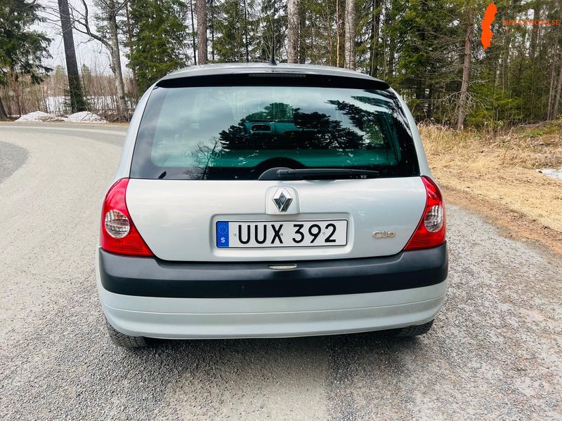 nybesiktigad-valbevarad-rostfri-clio