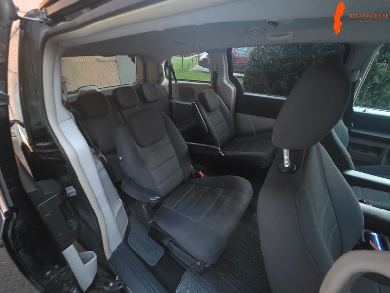 chrysler-chrysler-grand-voyager-38