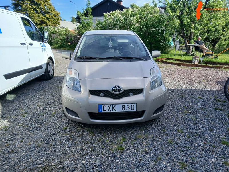 toyota-toyota-yaris-133-vvt-i-fwd