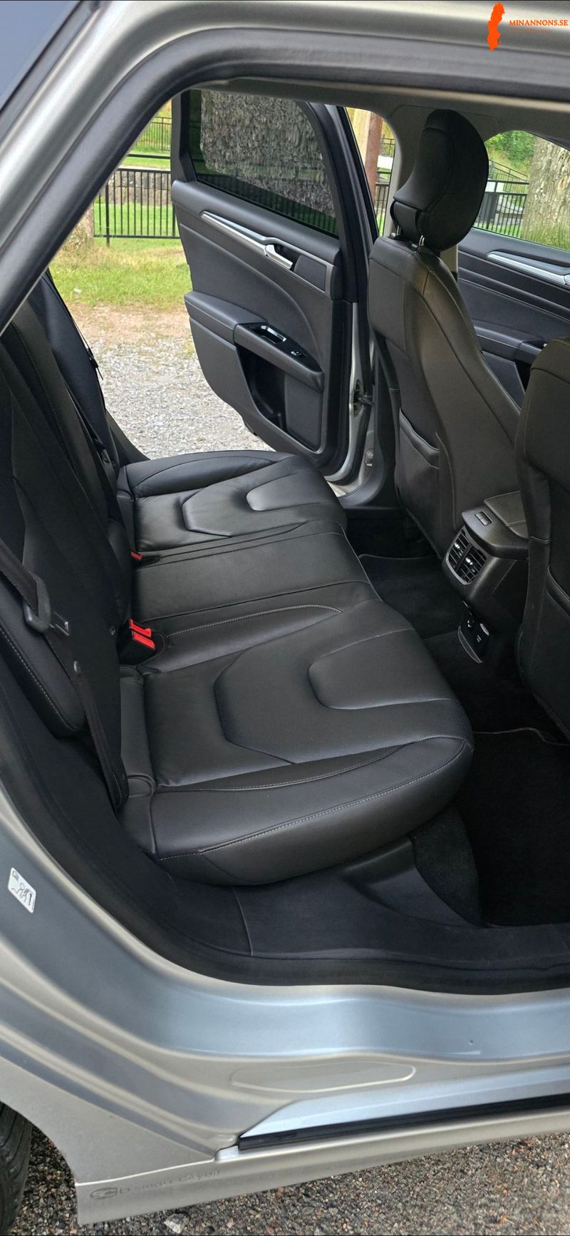 ford-mondeo-titanium-20-tdci-automat