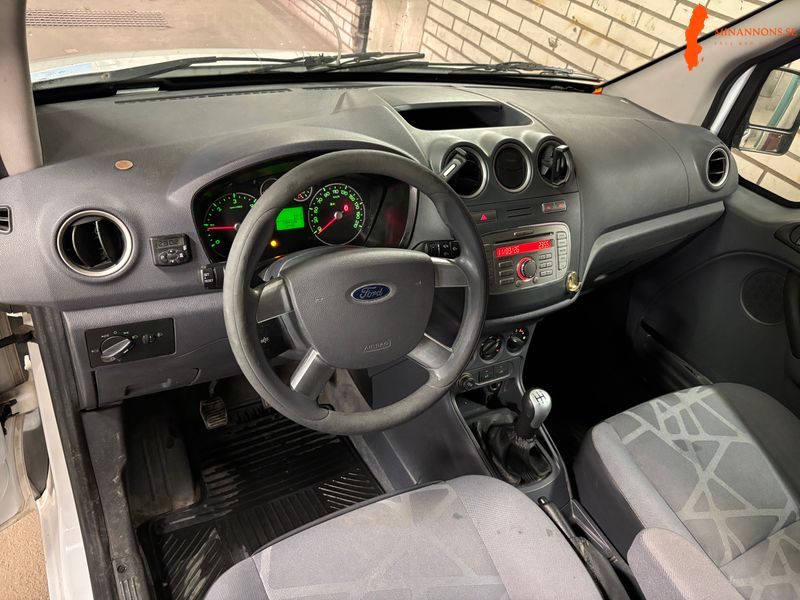 ford-transit-connect-t220-18tdci-90hk-dragkrok-2011