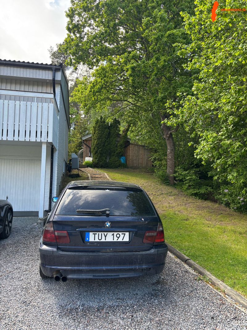 bmw-bmw-320i-touring-320i-rwd