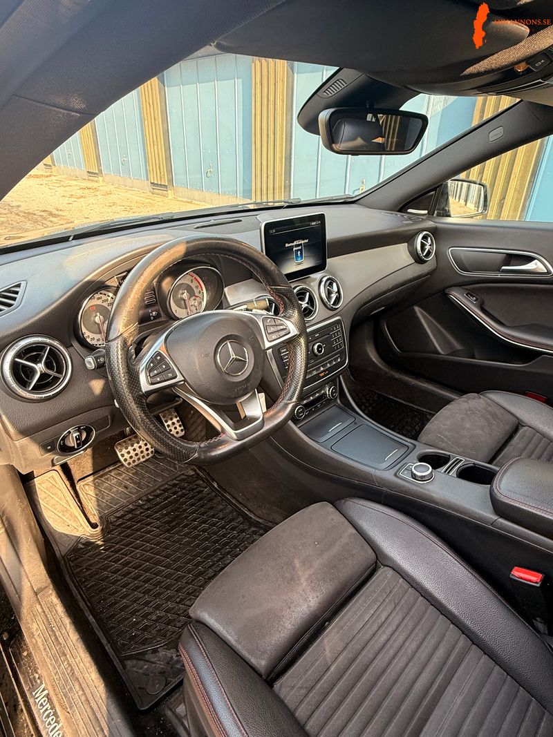 mercedes-benz-cla220-d-panorama-gps