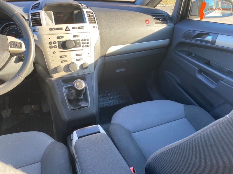 opel-zafira-18-mycket-valskott-bil-endast-1-agare