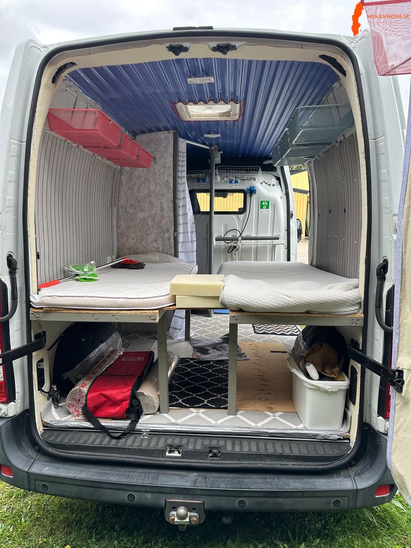 platis-camping-bil
