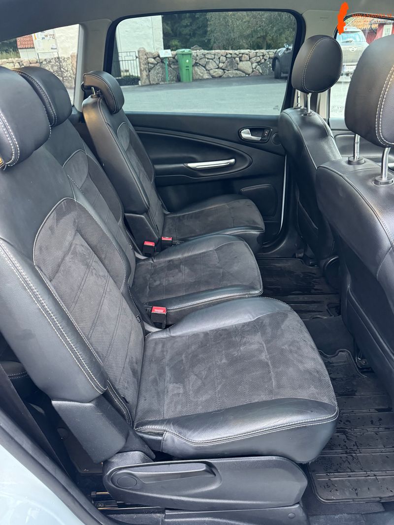 ford-s-max-20-tdci-powershift-140hk-2013