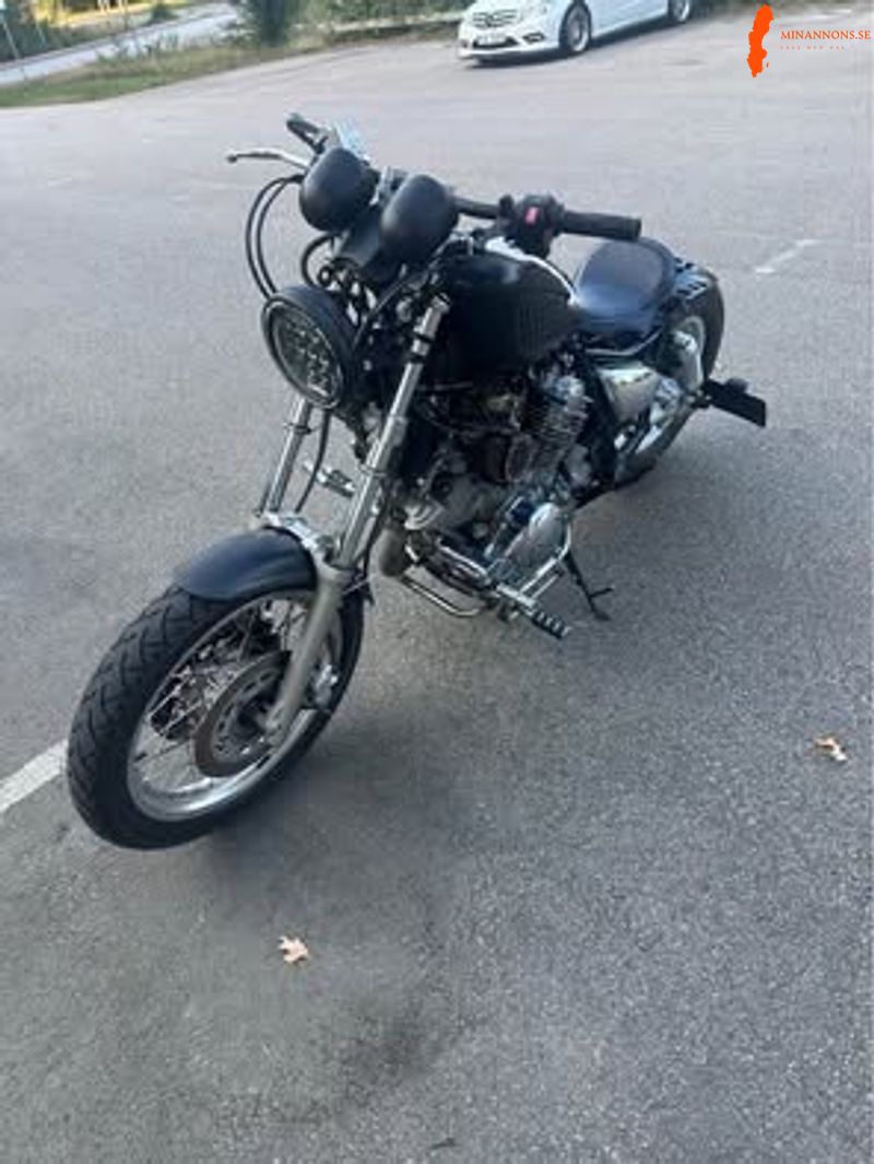 yamaha-xv-customcafe-still-ev