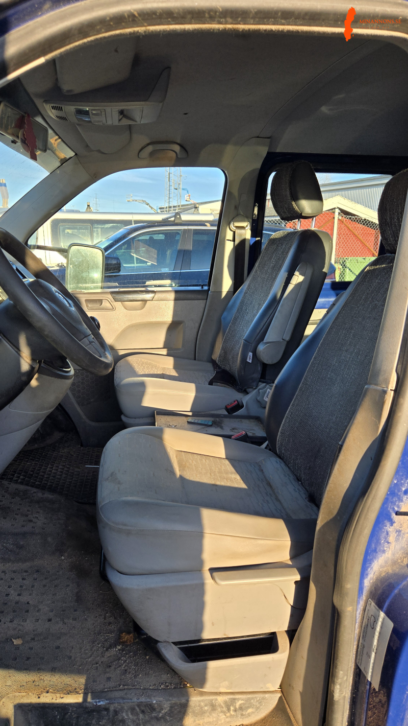 volkswagen-transporter-chassi-dubbelhytt-t32-20-tdi-4-motion-manuell-180hk-2012