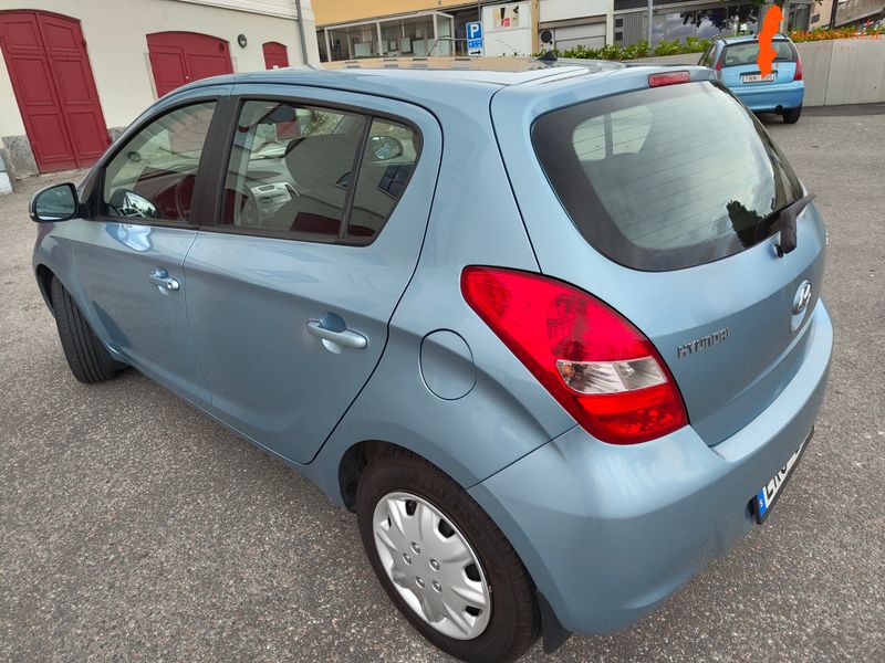 hyundai-i20-12-16v-fwd-ny-bes