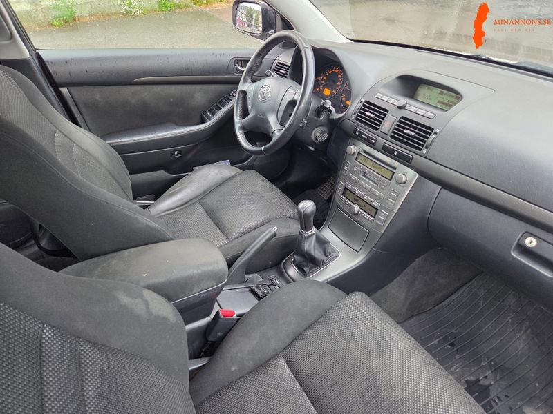 toyota-toyota-avensis-20-d-4d