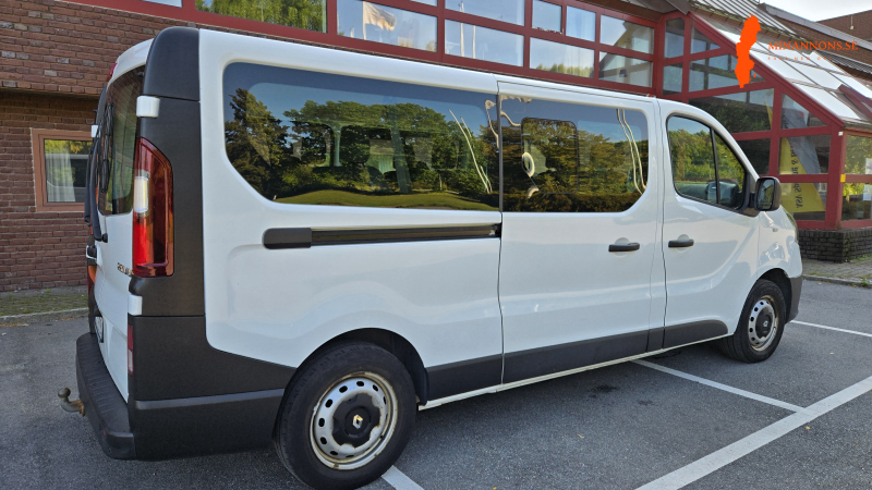 renault-trafic-kombi-27t-16-dci-manuell-125hk-2017
