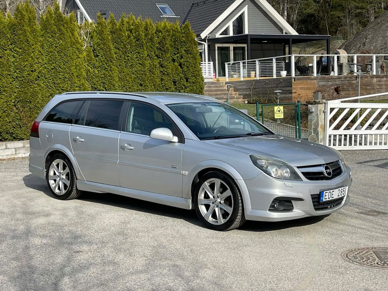 opel-vectra-caravan-19-cdti