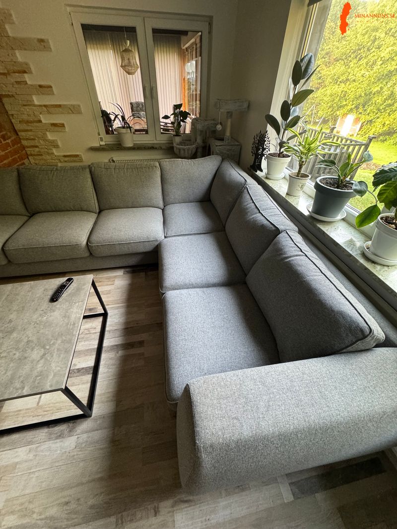 stor-och-modern-ikea-hornsoffa-i-nyskick