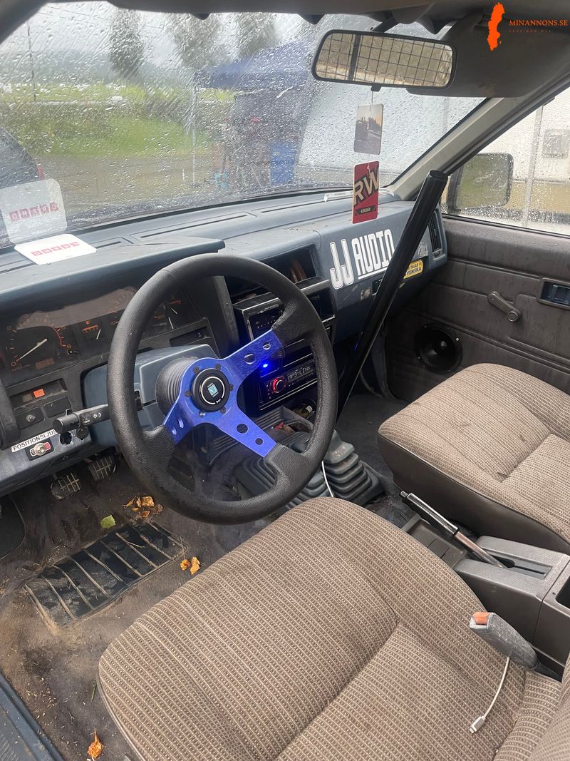 nissan-king-cab-a-traktor