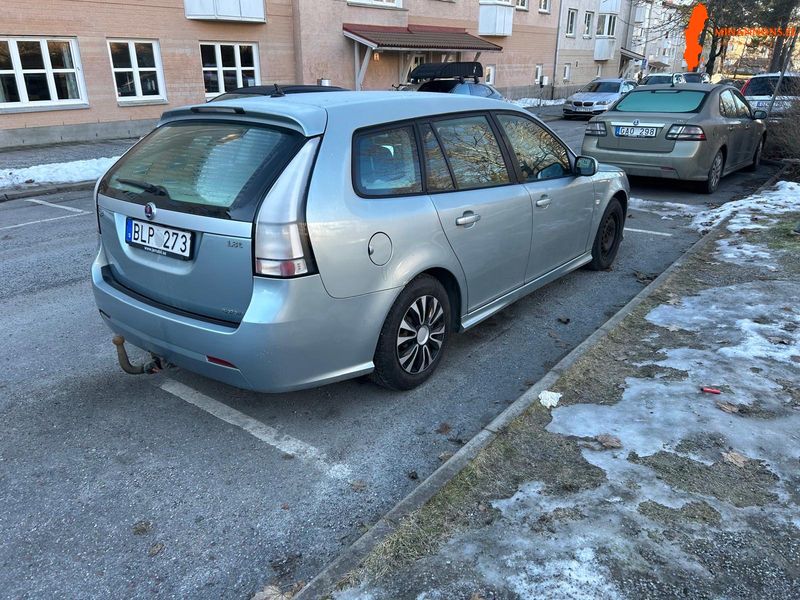 saab-9-3-18-turbo-2011