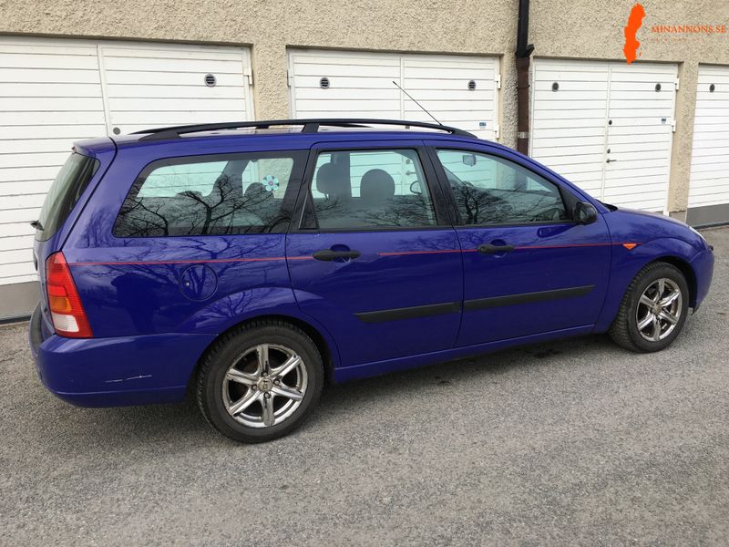 ford-focus-kombi-16-1999-reservdelsbil-gds