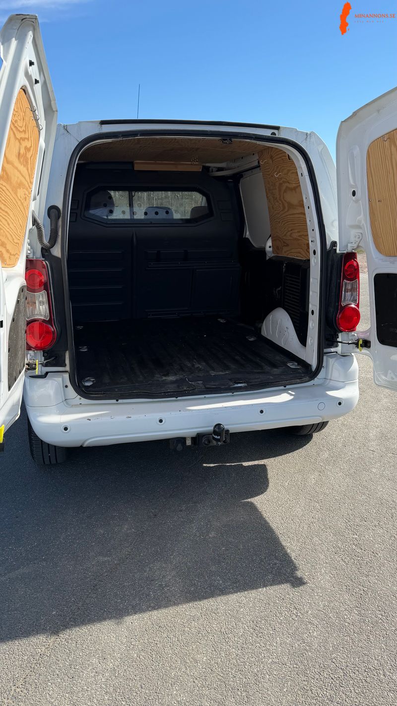 peugeot-partner-van-utokad-last-16-bluehdi-manuell-99hk-2016