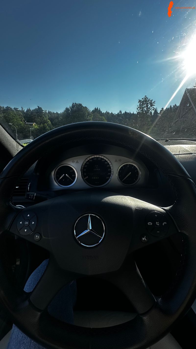 mercedes-benz-mercedes-benz-c-180-komp-180-cgi-blueefficiency-rwd