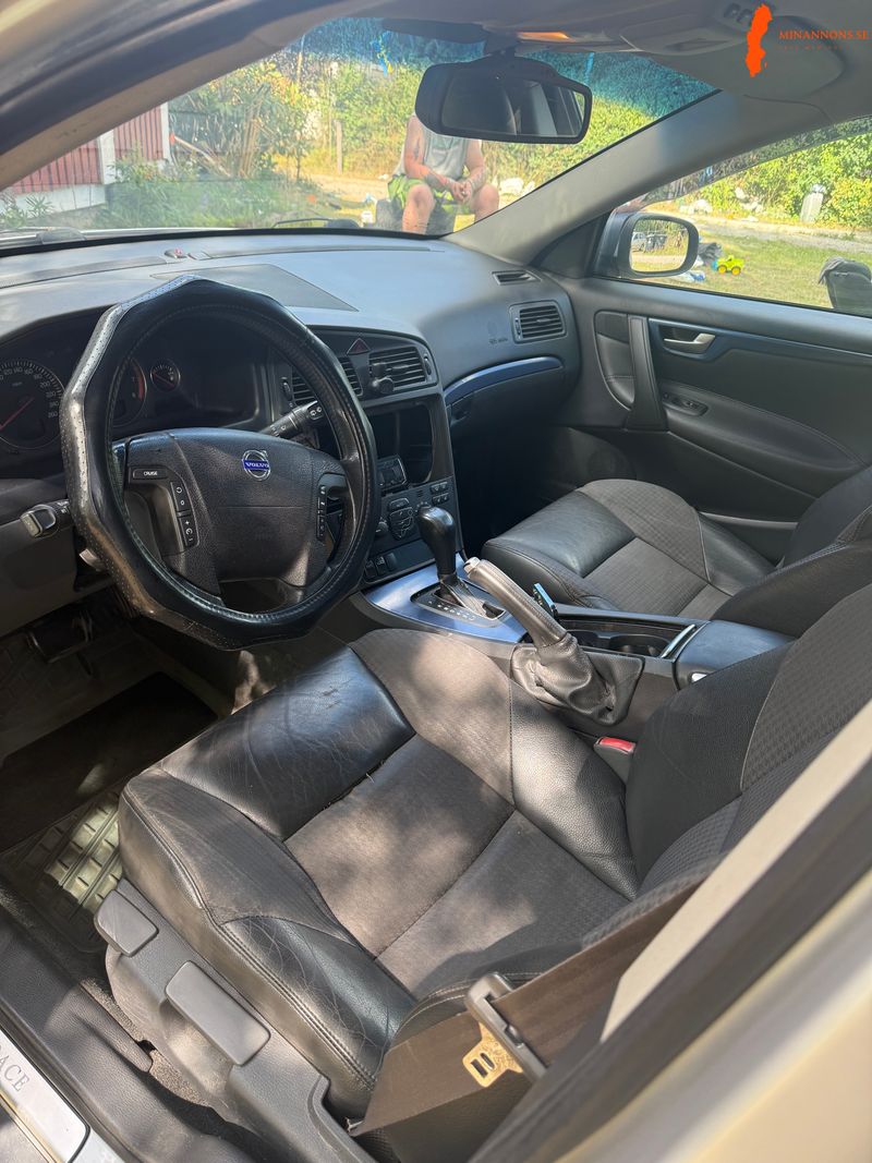 volvo-volvo-s-v70-24-20v-fwd