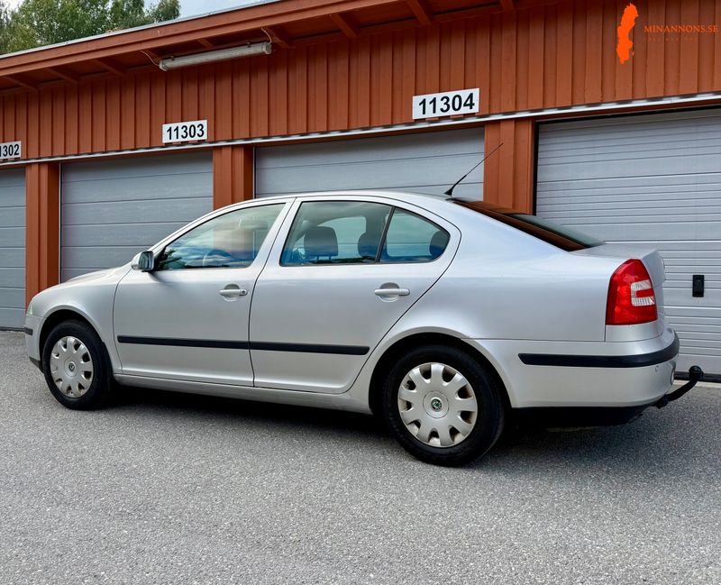 skoda-octavia-16-mpi-102-hk-2007-toppfin-endast-tva-agare