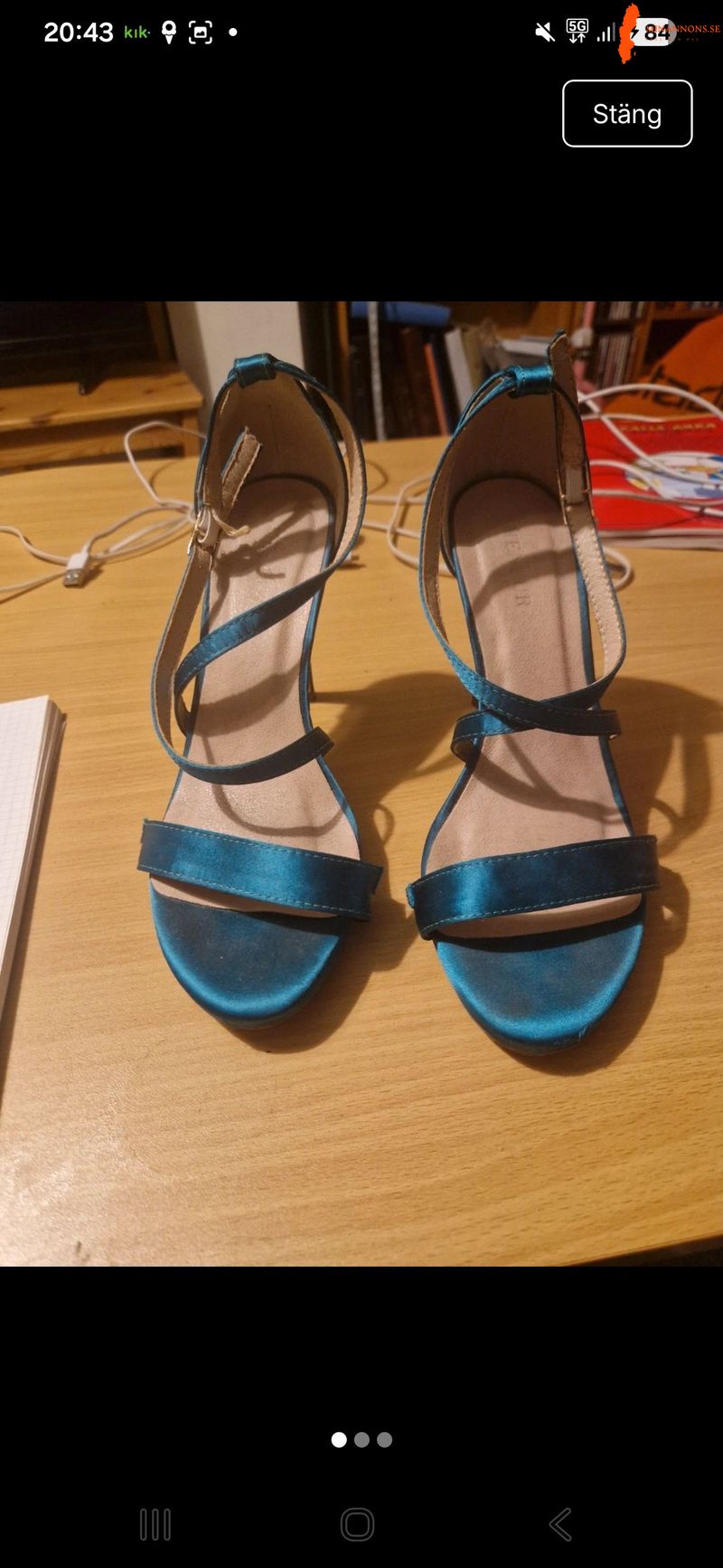 bla-satinpumps-med-smala-remmar-st-38