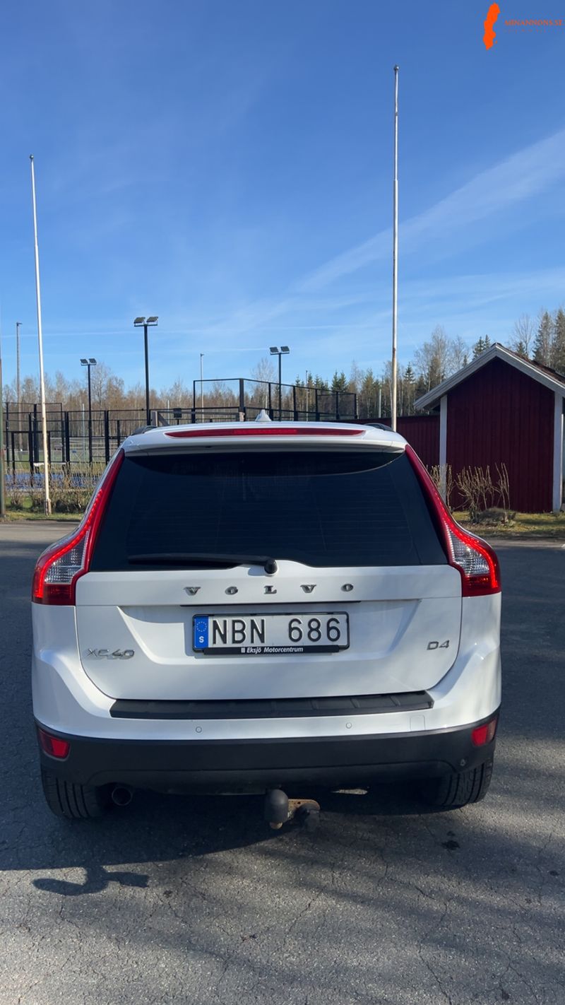 volvo-xc60-d4-20-fwd