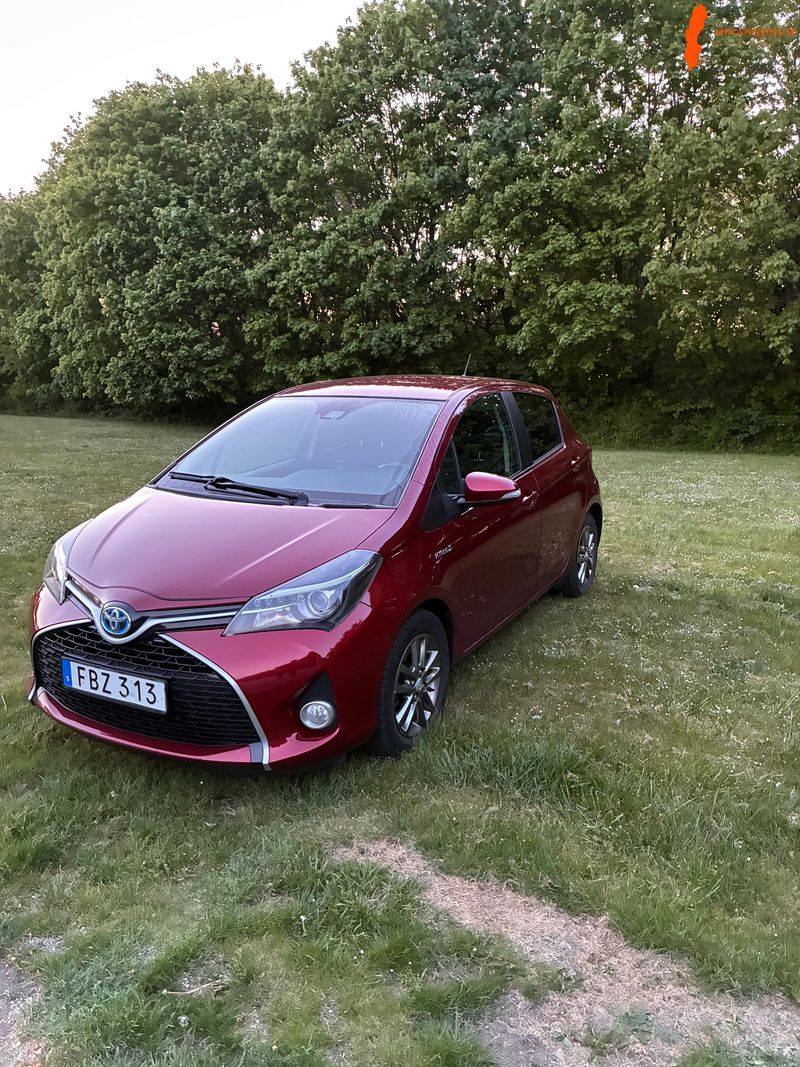 toyota-toyota-yaris-hybrid-15-vvt-i-hybrid-fwd-mhev-b
