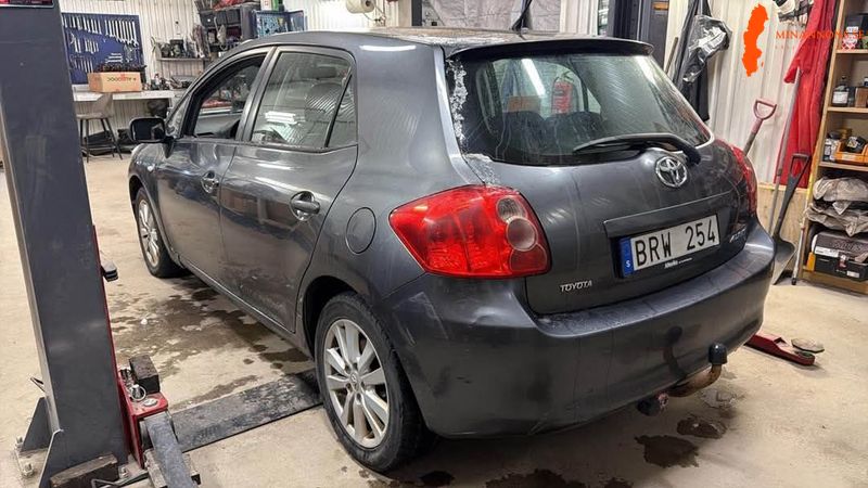 toyota-auris-5-dorrar-16-dual-vvt-i-manuell-124hk-2007