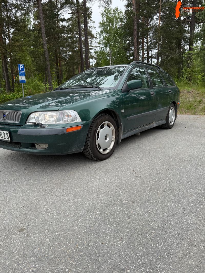 volvo-v40-18-bensin