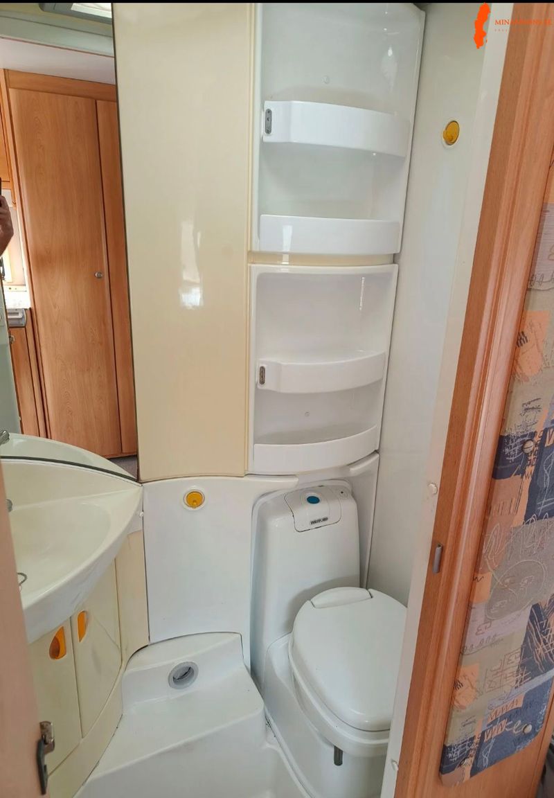 knaus-sudwind-560-royale