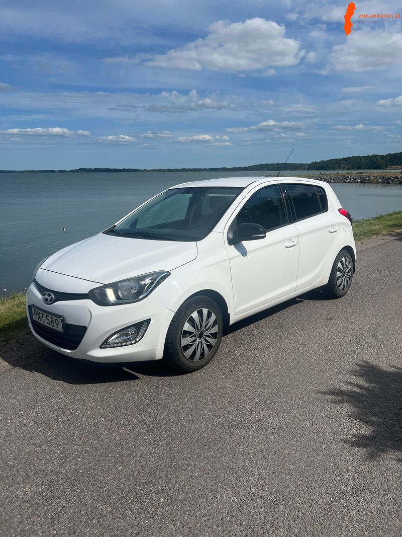 hyundai-i20-12-16v-fwd