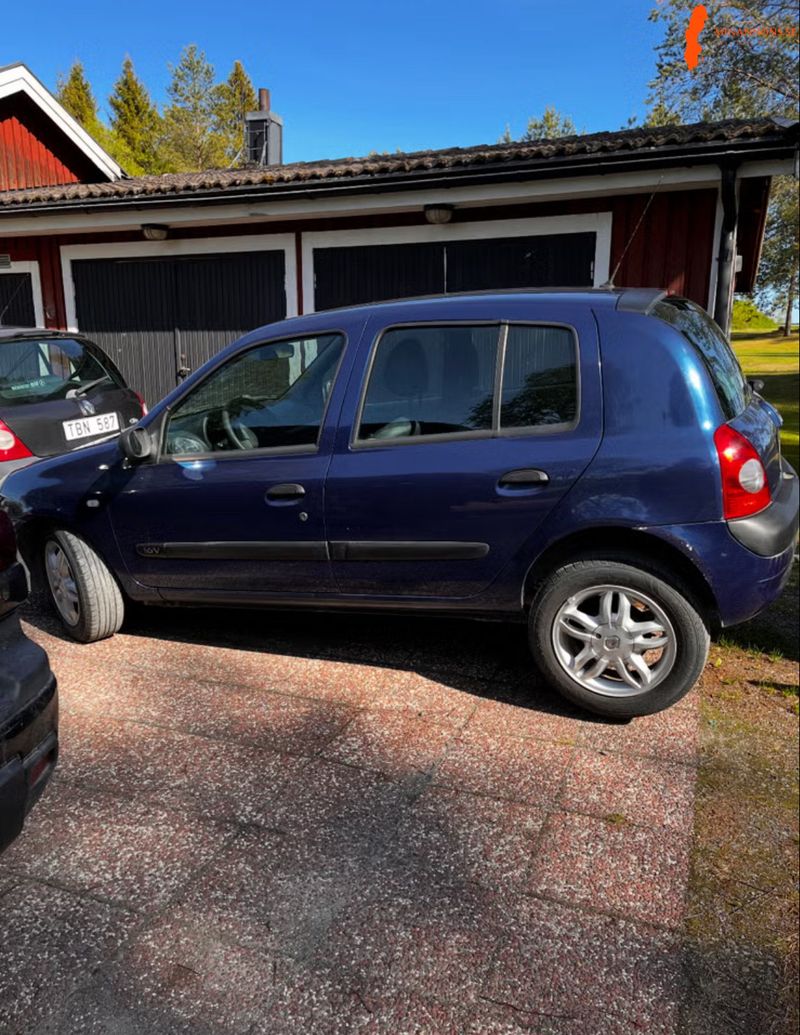 renault-renault-b-clio-12-16v-fwd