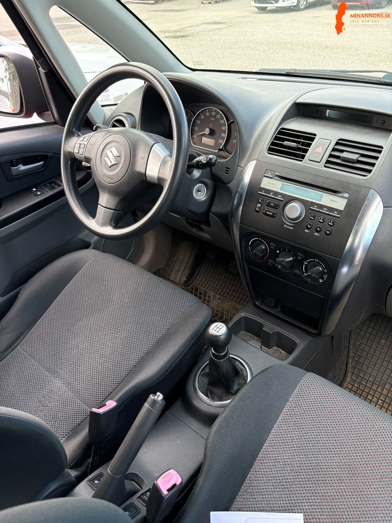 suzuki-suzuki-sx4-4wd-mt-16-16v-4x4