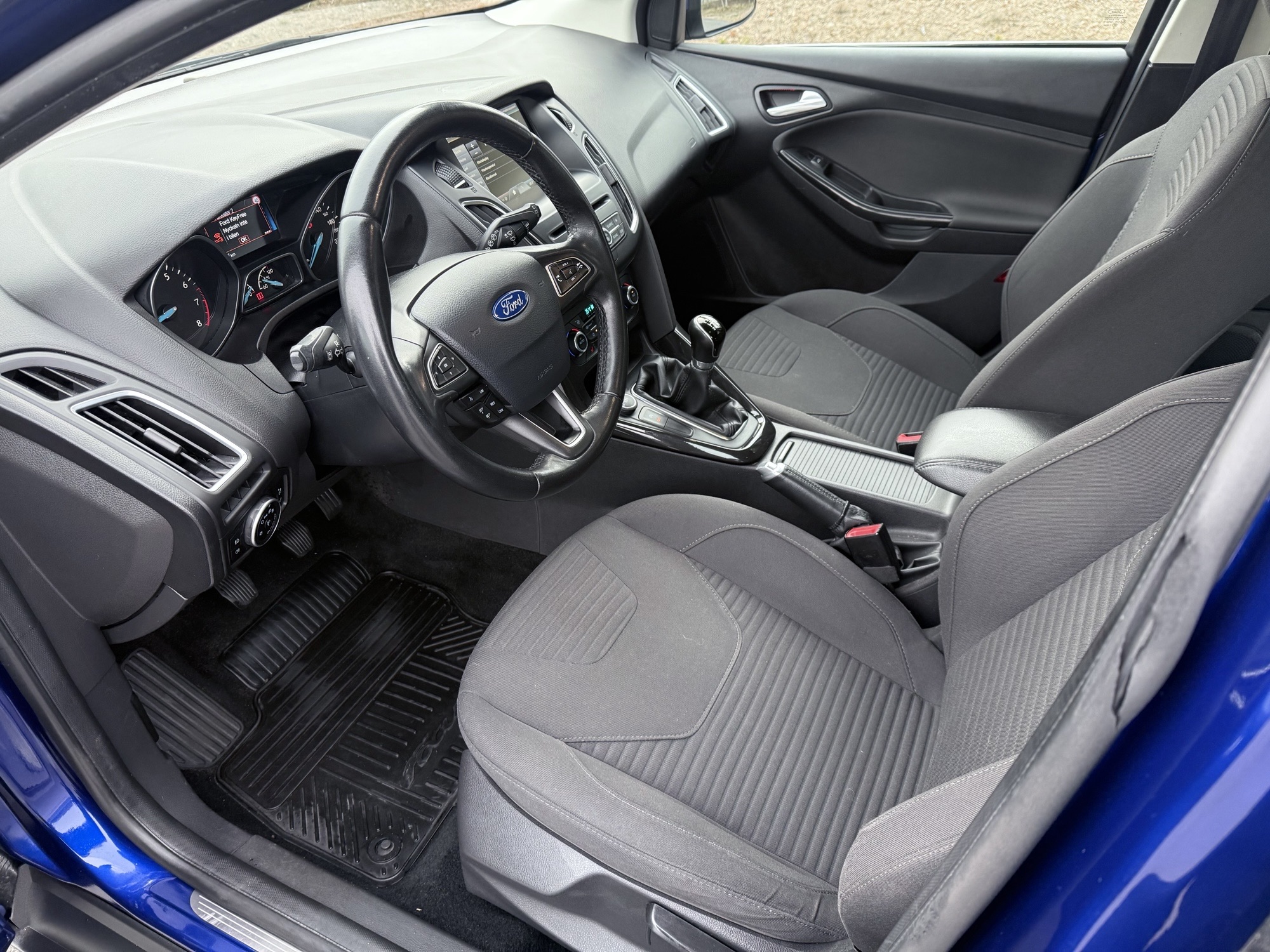 ford-focus-ecoboost-10