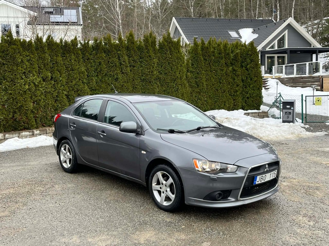 mitsubishi-lancer-sportback-18-mivec