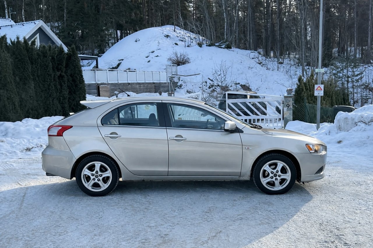 toyota-yaris-5-dorrar-133-dual-vvt-i