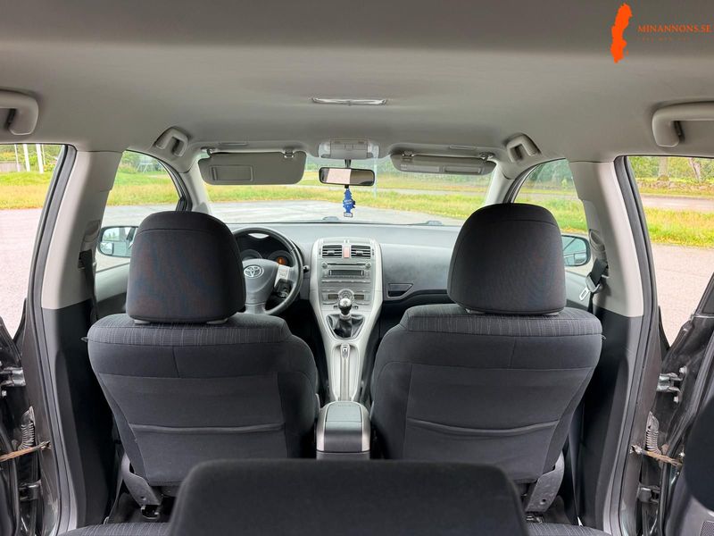 toyota-toyota-auris-16-vvt-i-fwd