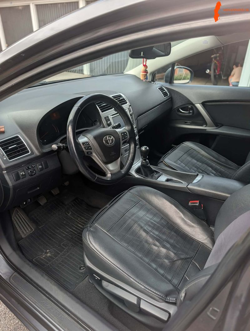 toyota-toyota-avensis-20-d-4d