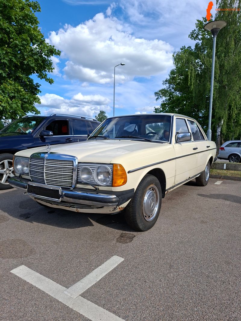 mercedes-benz-mercedes-benz-230
