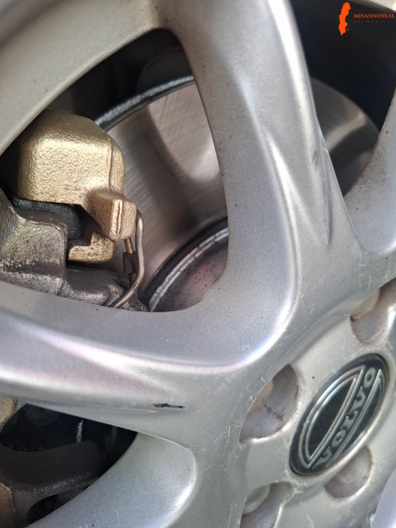 volvo-volvo-s-v70-24-20v-fwd