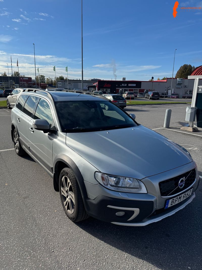 volvo-xc70-ii-d5-24-aut-awd