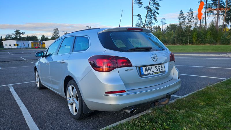 opel-astra-sports-tourer-14t-ecotec-fwd