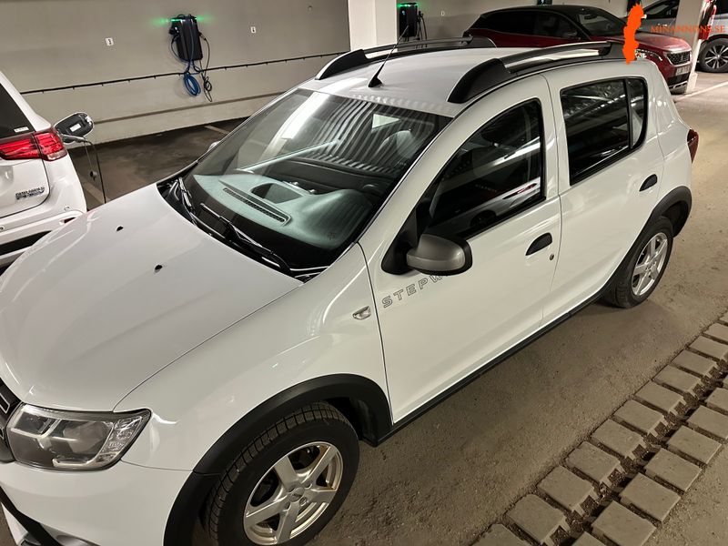 dacia-sandero-stepway-2019
