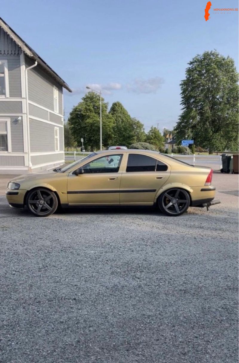 volvo-volvo-r-s60-24t-20v-fwd