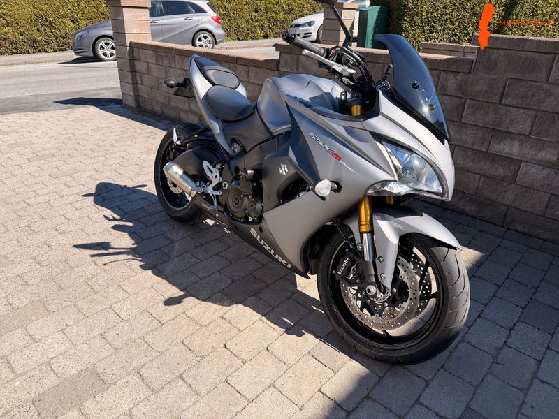 suzuki-gxs-s1000f