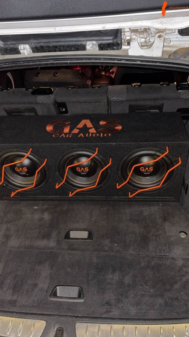 bmw-320d-touring-steptronic-184hk-2013